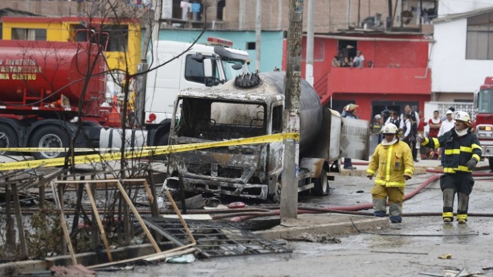 Περού: Στους 30 αυξήθηκαν οι νεκροί από την έκρηξη βυτιοφόρου τον Ιανουάριο - Media