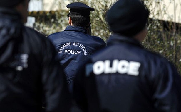 Κως: Αθώοι οι δύο αστυνομικοί για τα ποτά που δεν πλήρωσαν σε στριπτιτζάδικο - Media