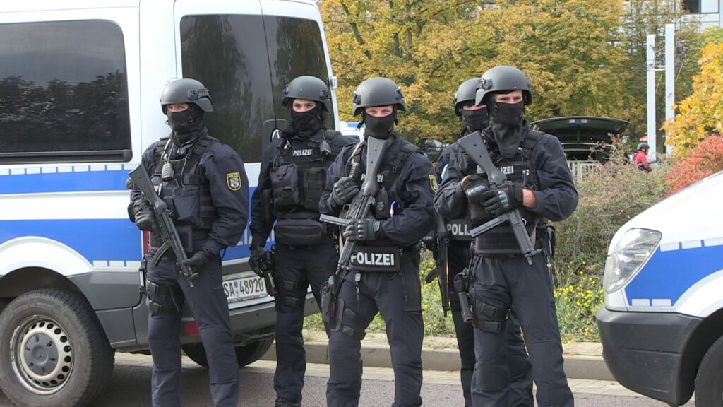 Υπάρχει ρατσισμός στη γερμανική αστυνομία; - Media