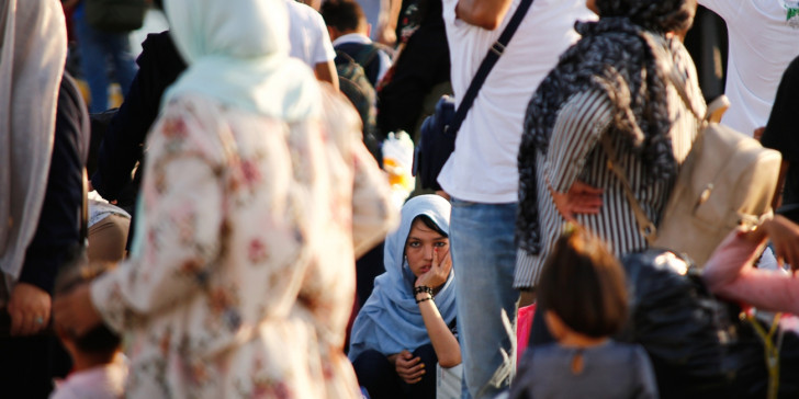 Μεταναστευτικό κι υποκρισία  - Media