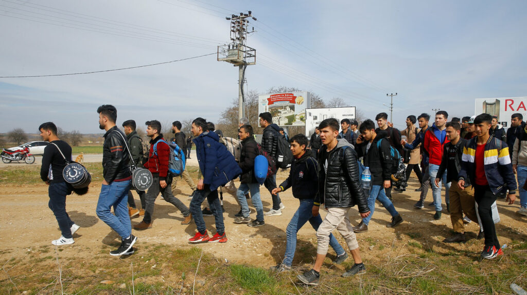 Απίστευτη πρόκληση της Τουρκίας: Πλέον οι πρόσφυγες είναι πρόβλημα της Ευρώπης - Media