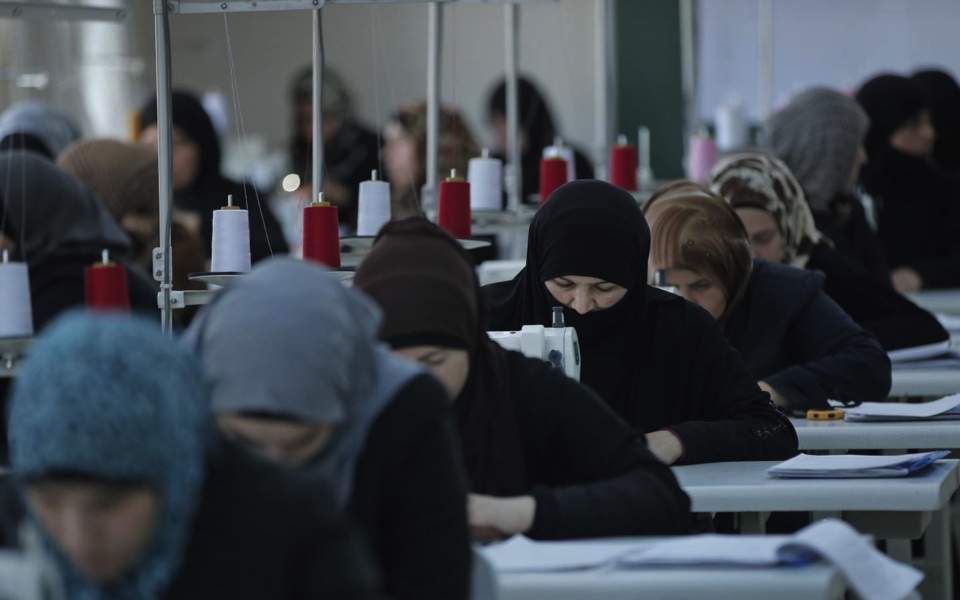Reuters: Πώς «θεραπεύει» την τουρκική οικονομία ο κορονοϊός  - Media