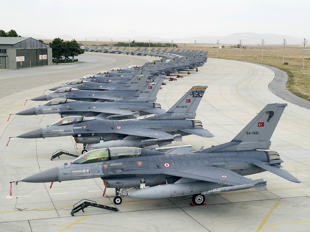 Πώς η Τουρκία παρά τρίχα να μείνει χωρίς πολεμική αεροπορία - Media