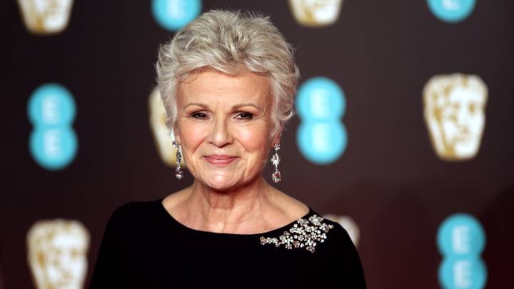 Τζούλι Γουόλτερς: Με καρκίνο του εντέρου διαγνώστηκε η διάσημη Βρετανίδα ηθοποιός - Media