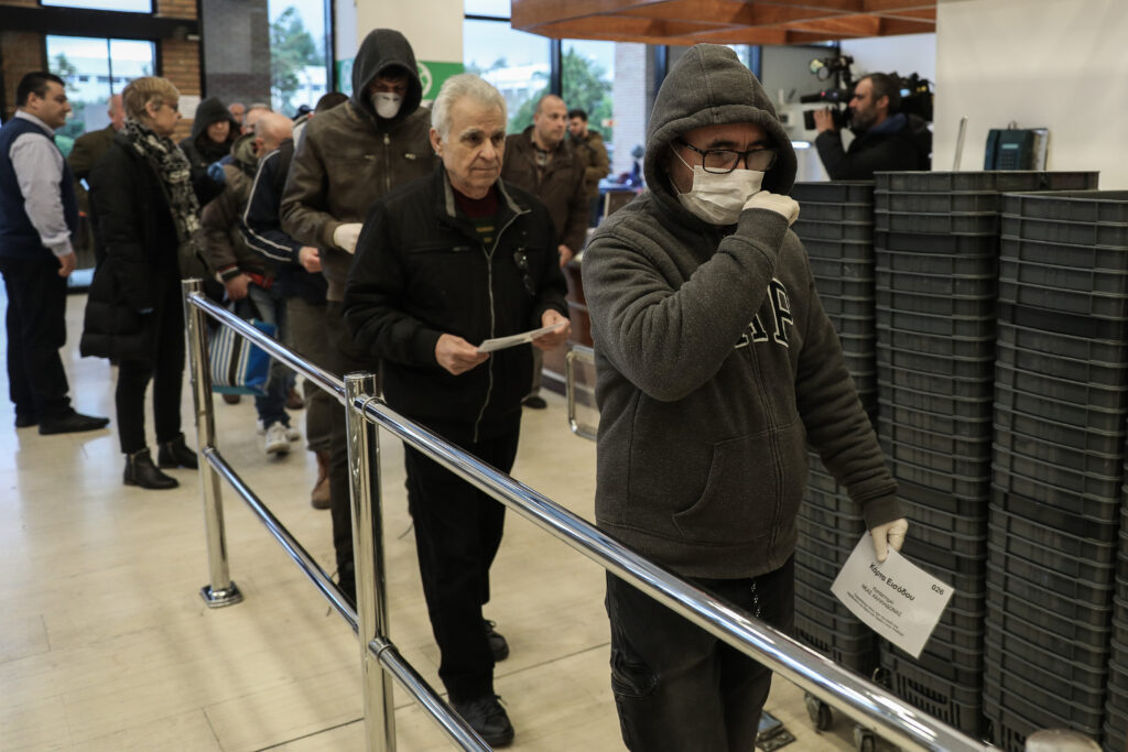 Κορωνοϊός-σούπερ μάρκετ: Από σήμερα έλεγχος στην είσοδο, 1 άτομο ανά 10τ.μ. - Όλα αλλάζουν για ντελίβερι και Κυριακές - Media