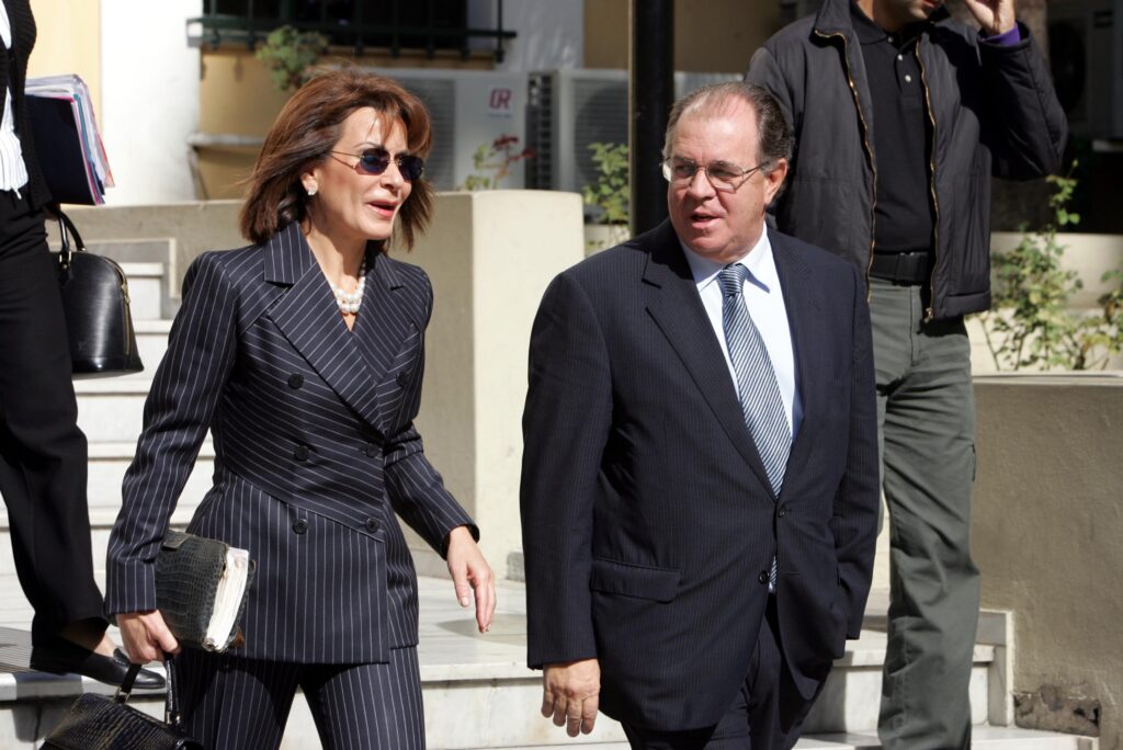 Κορωνοϊός: Ένα εκατομμύριο για το ΕΣΥ έδωσε η οικογένεια Θεόδωρου και Γιάννας Αγγελοπούλου - Media