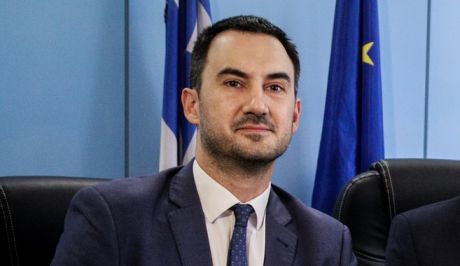 Χαρίτσης: Η κυβέρνηση υποτάσσει την εξωτερική πολιτική σε μικροκομματικές σκοπιμότητες - Media