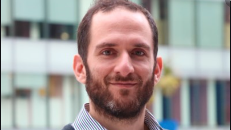 Κορωνοϊός: Έλληνας καθηγητής στο Imperial προειδοποιεί - «Θα θυμόμαστε για πάντα τους επόμενους δύο μήνες και στην Ελλάδα» - Media