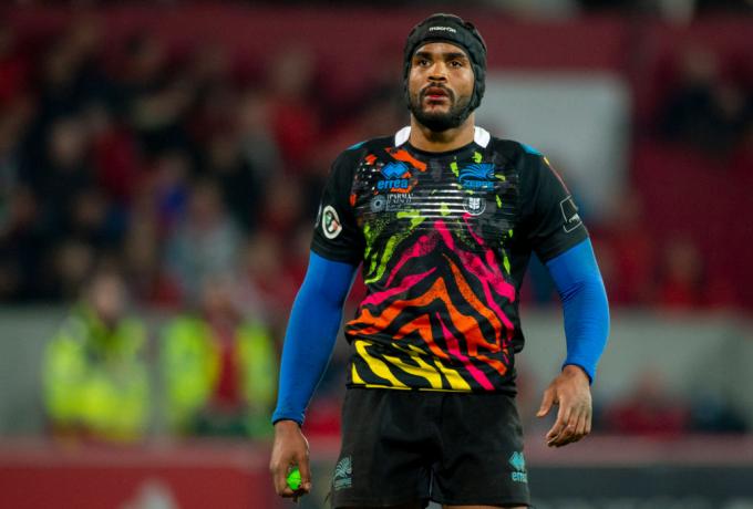 Κορονοϊός: Στην πρώτη γραμμή για να βοηθήσει - Συγκινεί ο αθλητής που έγινε οδηγός ασθενοφόρου - Media