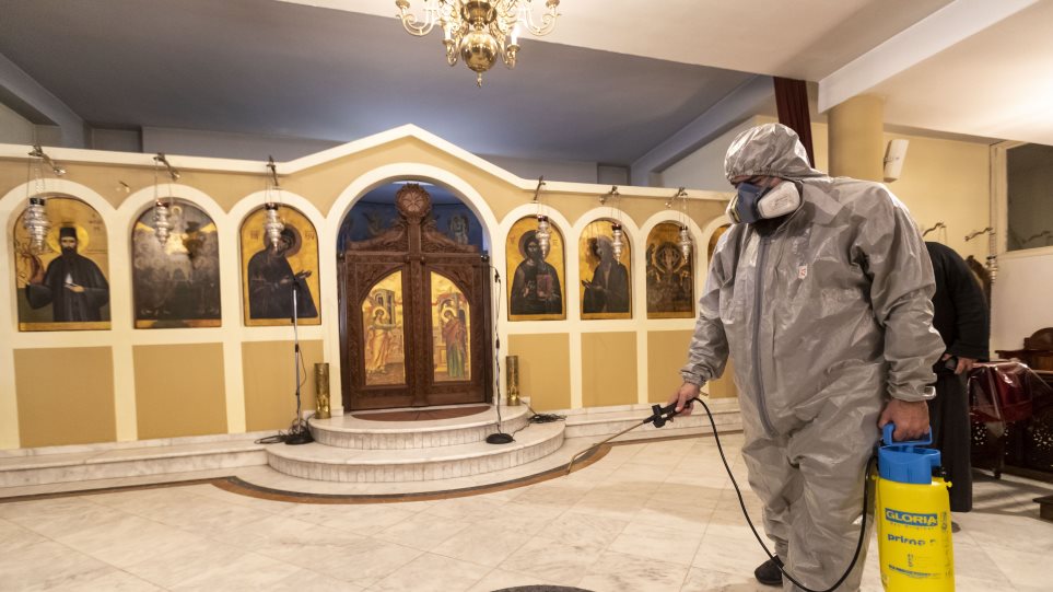 Κορονοϊός: Δικογραφία σε βάρος του Μητροπολίτης Κυθήρων που άνοιξε τις εκκλησίες παρά τα μέτρα  - Media