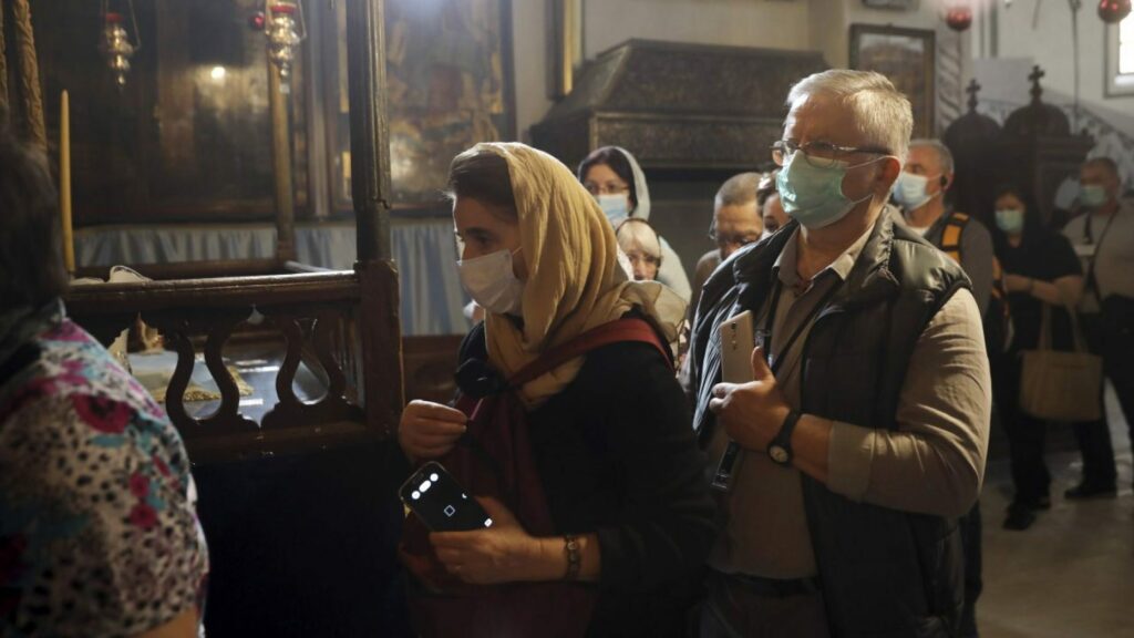 Σε κλοιό κορωνοϊού η Βηθλεέμ: Αποκλεισμένοι προσκυνητές, δεν μπορούν ούτε να φύγουν ούτε να μπουν στην πόλη - Media