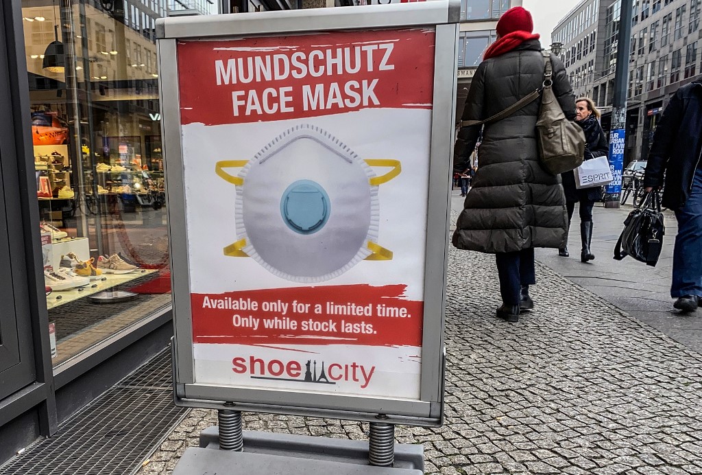 Καλπάζει ο κορωνοϊός και στη Γερμανία: Πάνω από 400 τα κρούσματα - Media