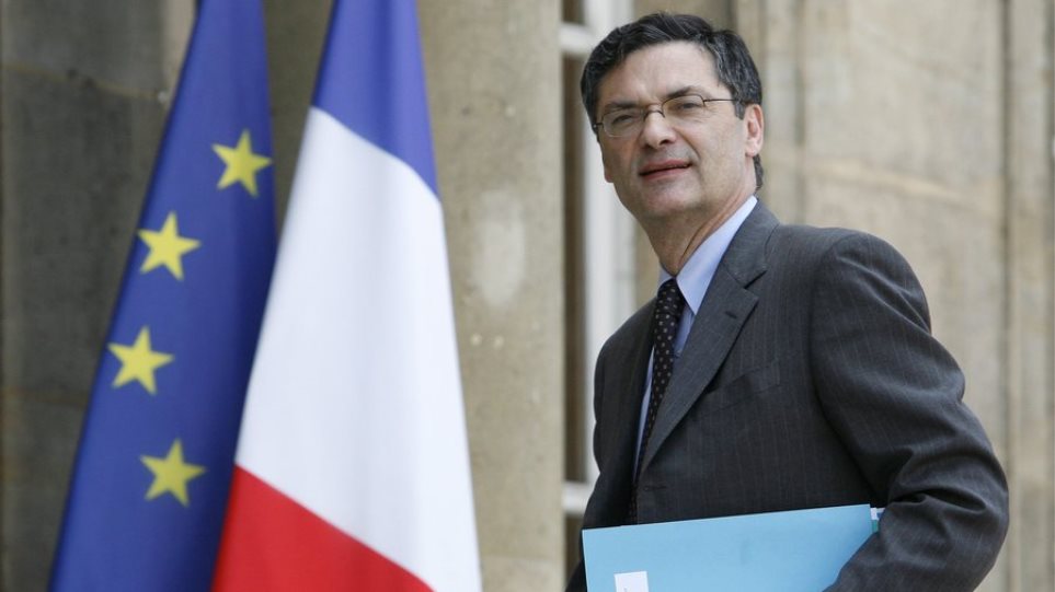 Νεκρός από κορονοϊό ο Γάλλος πρώην ΥΠΟΙΚ Πατρίκ Ντεβεντζιάν - Media