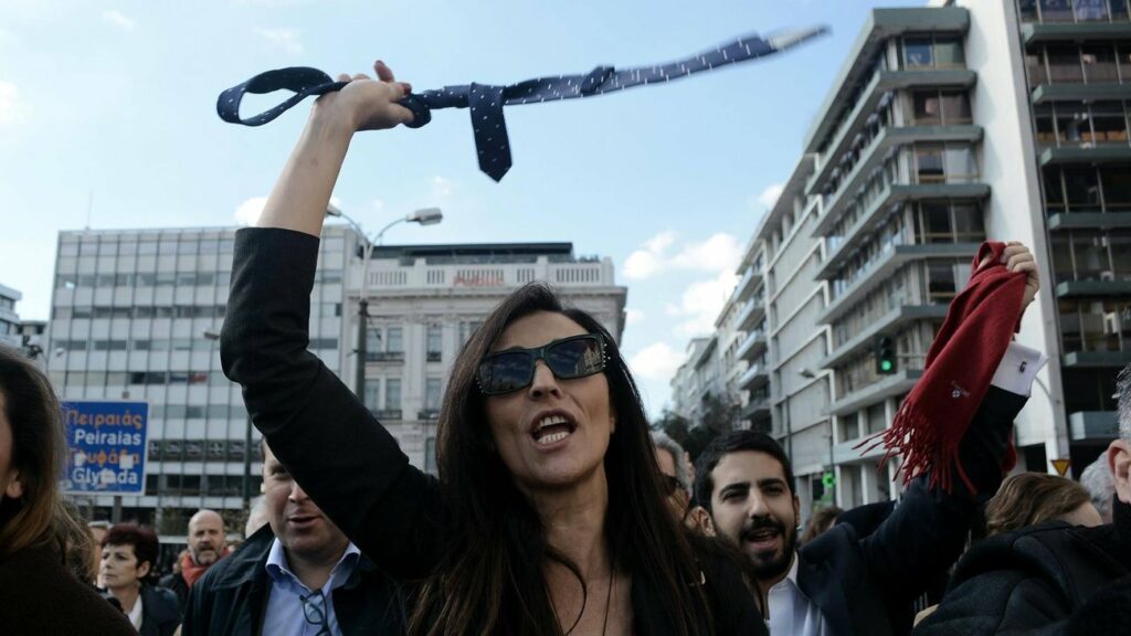 Κορωνοϊός-επιστήμονες: Κυβερνητικό άδειασμα στις... γραβάτες - Νέα υπόσχεση για Μάιο  - Media