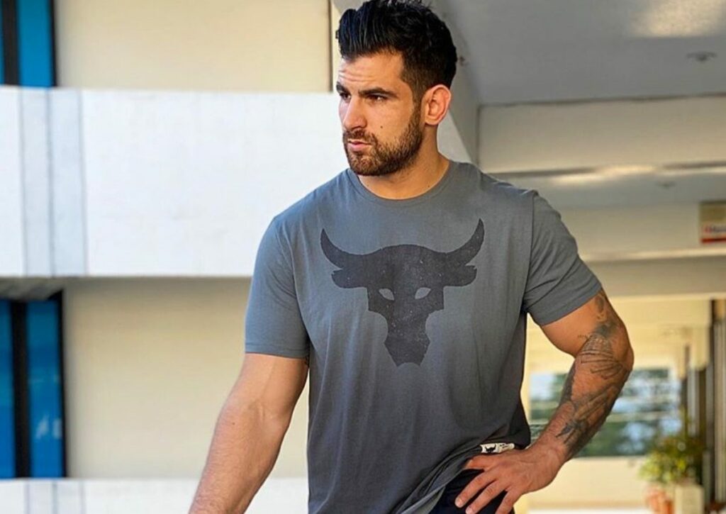 Ο Ετεοκλής Παύλου μας καλεί να μείνουμε στο σπίτι: «Εγώ άντεξα έναν χρόνο μέσα στο νοσοκομείο» - Media