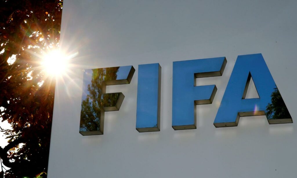 Αλλαγές σε συμβόλαια και μεταγραφικές περιόδους εισηγείται η FIFA - Media