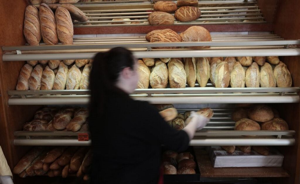 Κορωνοϊός: Ενταντικοποίηση των μέτρων υγιεινής σε επιχειρήσεις αρτοποιείων, τροφίμων και ποτών - Media