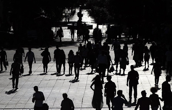 ΣΥΡΙΖΑ: Προβλήματα από κορονοϊό σε φτωχά νοικοκυριά και ελεύθερους επαγγελματίες - Media