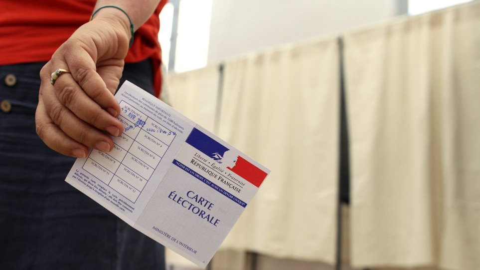 Γαλλία: Άνοιξαν οι κάλπες για τις δημοτικές εκλογές παρά τον κορονοϊό - Media