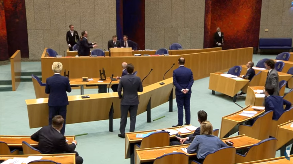 Κορωνοϊός: Κατέρρευσε Ολλανδός υπουργός (Video) - Media