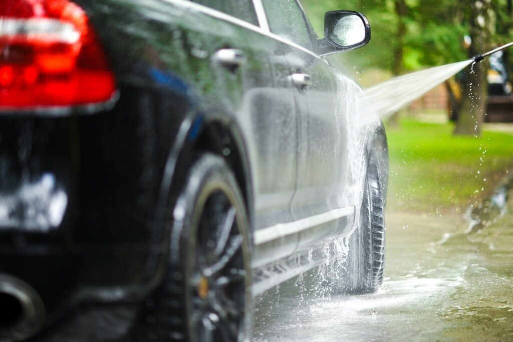 Οι βενζινοπώλες ζητούν να σταματήσει το πλύσιμο αυτοκινήτων στα πρατήρια - Media