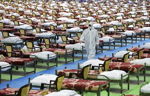 Ήπιαν μεθανόλη γιατί πίστευαν ότι θα τους προστατεύσει από τον κορωνοϊό και πέθαναν 30 σε μια μέρα – Άλλοι 100 στο νοσοκομείο  - Media