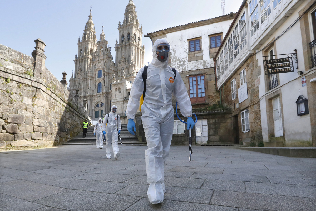 Πάνω από 304.000 οι θάνατοι από κορωνοϊό, 4,5 εκατ. τα κρούσματα - Media