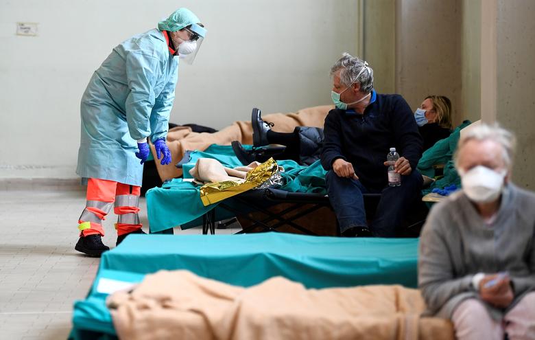 Κορωνοϊός: Εφιάλτης - Ένας νεκρός ανά τρία λεπτά στην Ιταλία και ανά δέκα λεπτά στο Ιράν - Media