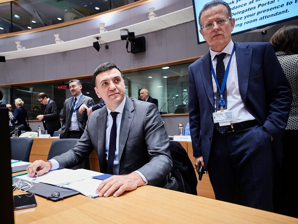 Κορωνοϊός: Συνεργασία των κρατών-μελών της ΕΕ ζήτησε ο Κικίλιας - Media