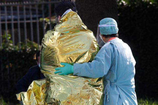 Κορονοϊός: Εφιάλτης χωρίς τέλος και στην Ισπανία - 324 νεκροί σε 24 ώρες - Media