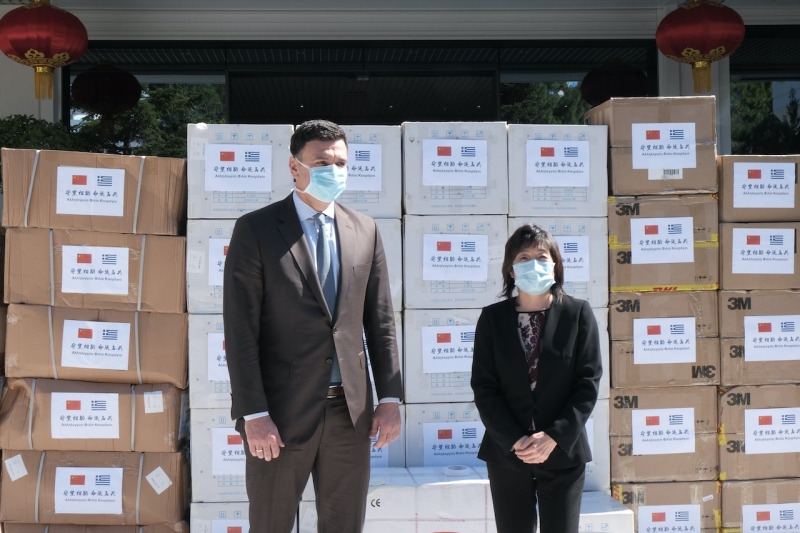 Κορωνοϊός: Η Κίνα δώρησε στην Ελλάδα 50.000 μάσκες (Photos) - Media