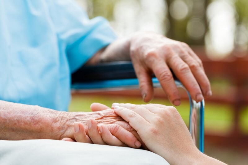 Μονάδες Φροντίδας Ηλικιωμένων εν μέσω επιδημίας νέου κορονοϊού - Media