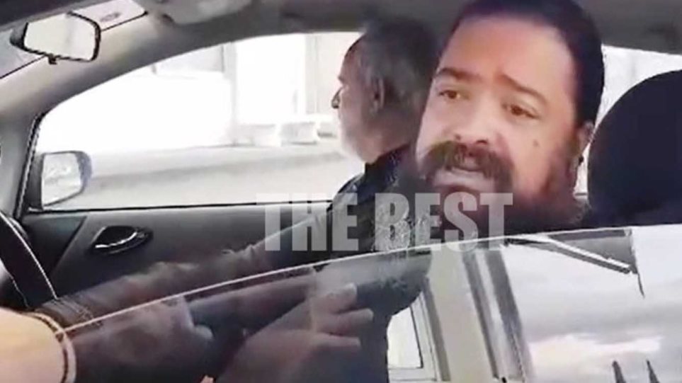 Κορωνοϊός: Ο ιερέας που συνταξίδεψε με τον 66χρονο είχε πυρετό και βήχα και κάνει... δηλώσεις σε κάμερες (Video) - Media