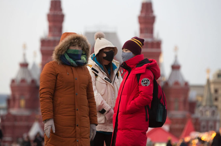 «Κορωνομαχία» ΕΕ-Ρωσίας: «Απόπειρα Κρεμλίνου για ανατροπή ευρωπαϊκών κοινωνιών»! - Media