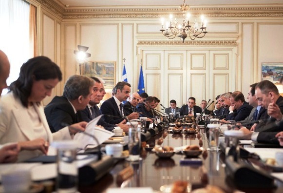 Υπουργικό συμβούλιο: Σε εξέλιξη η τηλεδιάσκεψη για τα μέτρα κατά του κορωνοϊού - Media
