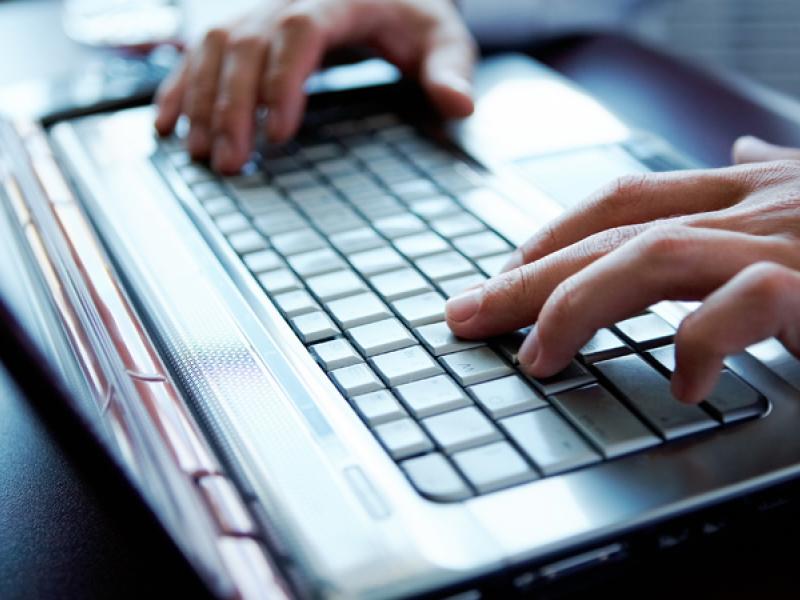 Σχολεία: Από Δευτέρα πίσω ...στα θρανία - Ξεκινά η εξ αποστάσεως εκπαίδευση  - Media