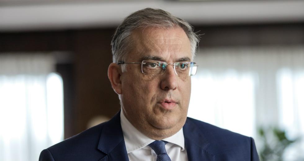 Τ. Θεοδωρικάκος: Ο Μητσοτάκης έκανε την Ελλάδα από μαύρο πρόβατο, θετικό παράδειγμα - Media