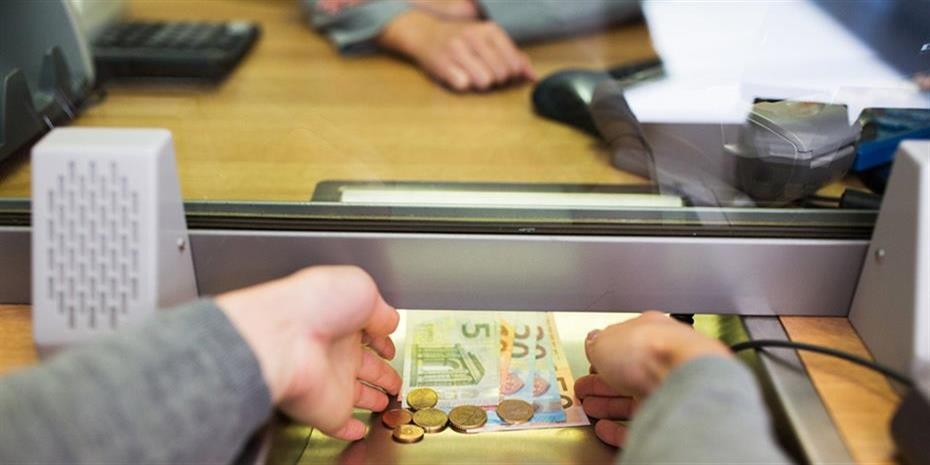 Τράπεζες: Τρίμηνη αναστολή δόσεων για όσους λάβουν την ενίσχυση των 800 ευρώ - Media