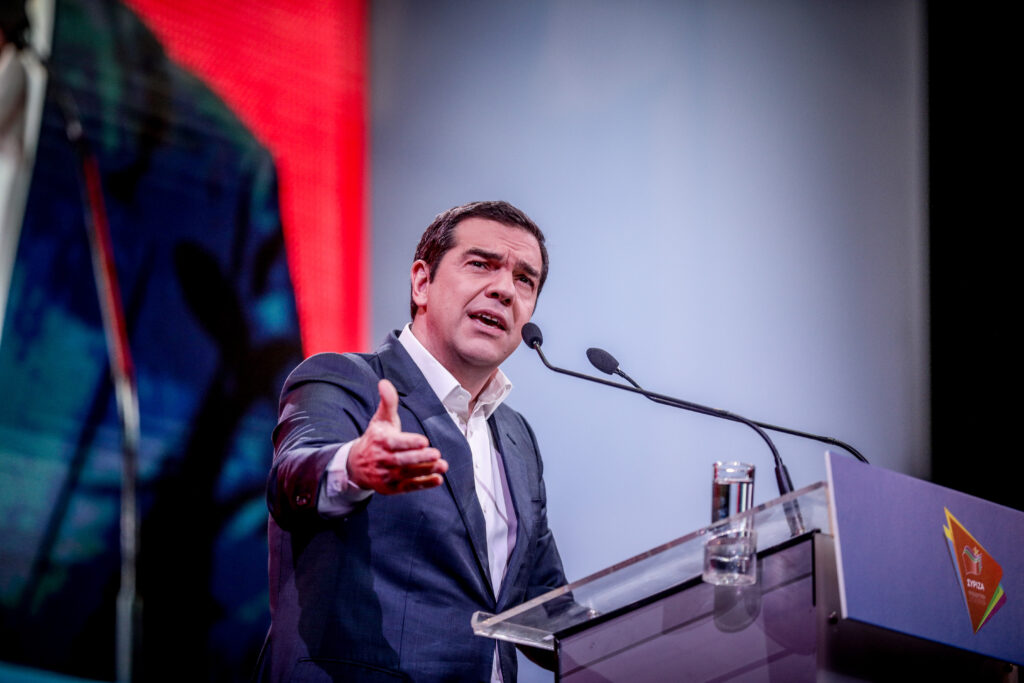 Η ομιλία Τσίπρα στο Ζάππειο για το «Μένουμε Όρθιοι ΙΙ» ( Live) - Media