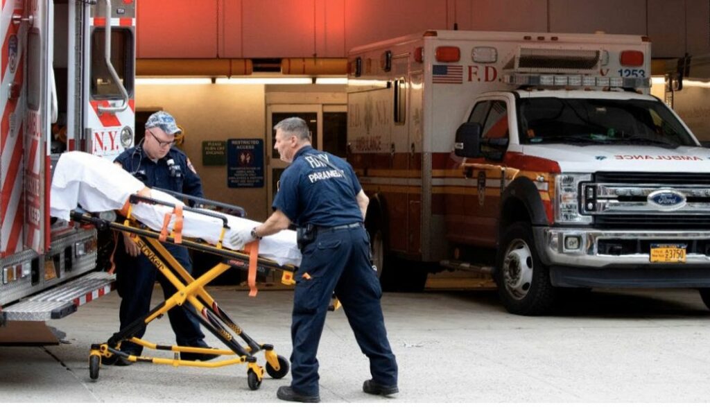 Koρωνοϊός-ΗΠΑ: Πάνω από 3.000 οι νεκροί - Γράφημα δείχνει πώς οι πτήσεις εσωτερικού μεταφέρουν παντού τον ιό! - Media