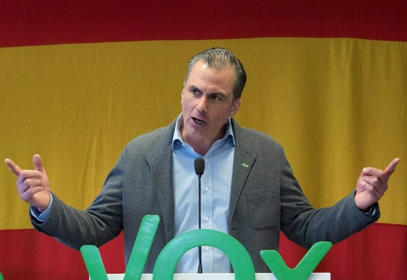 Ισπανία: Ο κορωνοϊός «χτύπησε» και τους φασίστες του Vox - Θετικός ο βουλευτής του ακροδεξιού κόμματος Ορτέγα Σμιθ - Media
