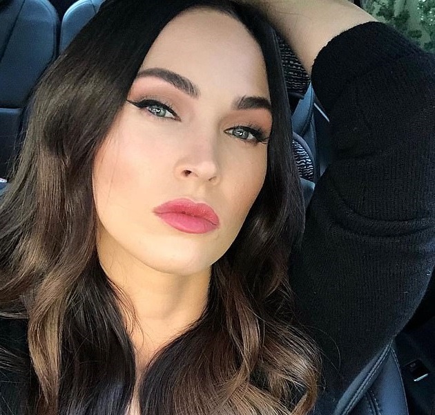 Χωρίς προστατευτική μάσκα η Μέγκαν Φοξ στο σούπερ μάρκετ - Παρά την έκκληση του δημάρχου του Λος Άντζελες (Photos) - Media