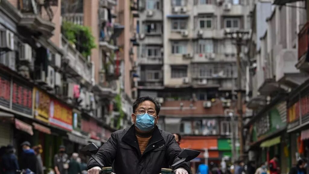 Κορωνοϊός-Κίνα: Δεύτερο κύμα έξαρσης φοβούνται οι αρχές - Τα βλέμματα στα σύνορα με τη Ρωσία - Media