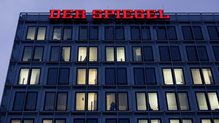 Der Spiegel: «Μικροπρεπής και δειλή» η άρνηση του Βερολίνου για ευρωομόλογα - Media