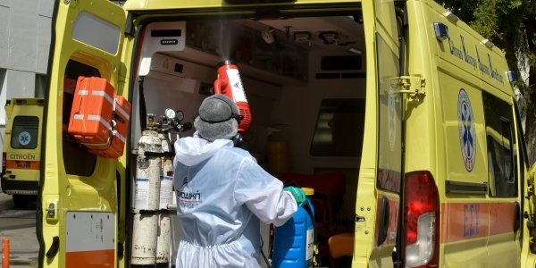 «Είναι μια ήττα που δεν μπορούμε να αποδεχθούμε» - Συγκλονίζει η διευθύντρια της ΜΕΘ για τον θάνατο του 35χρονου από κορωνοϊό (Video) - Media