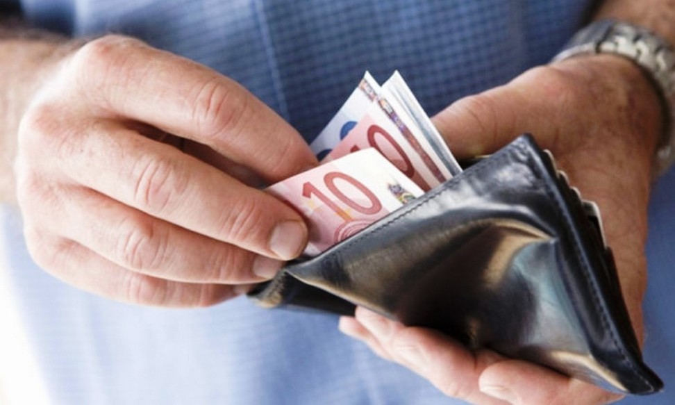 534 ευρώ: Ποιοι πληρώνονται την Παρασκευή 10/7 – Νέα εγκύκλιος για τους εποχικούς - Media
