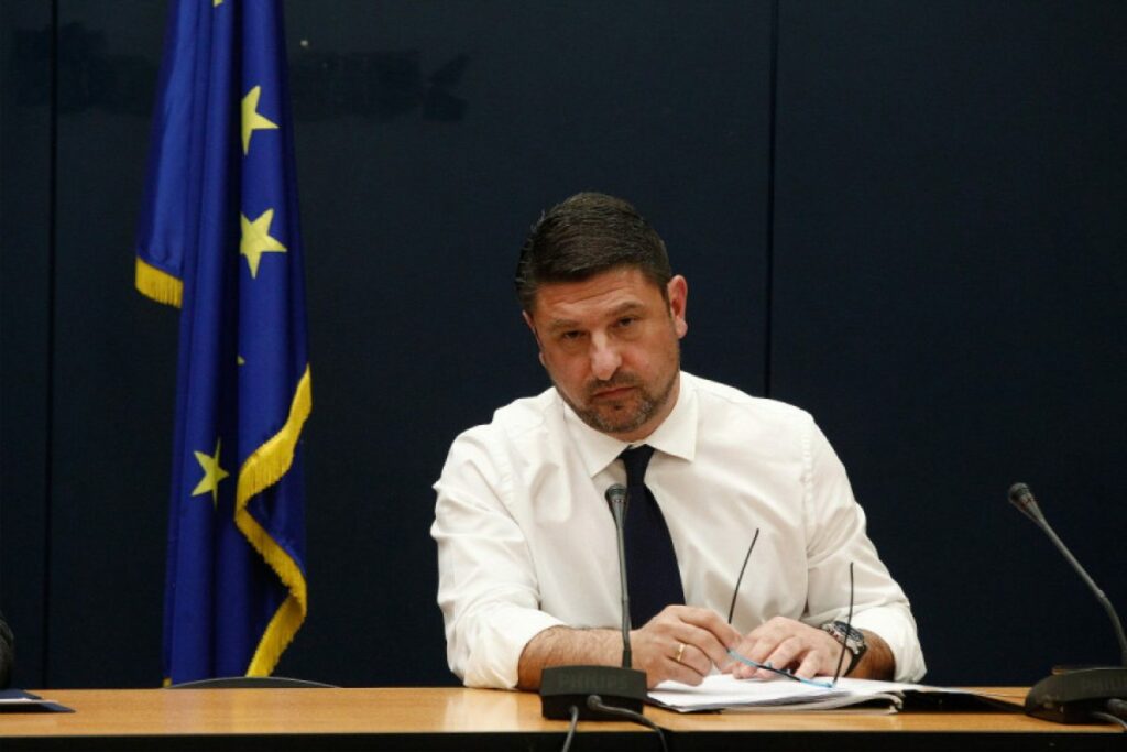 Διακριτικό «άδειασμα» Χαρδαλιά στον Πέτσα: Οι ναοί κλειστοί για τους πιστούς - Media