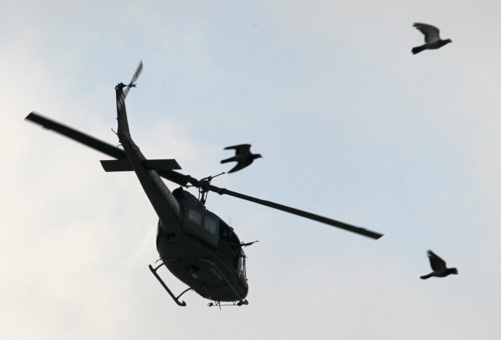 Ολονύχτιο θρίλερ για το ελικόπτερο του ΝΑΤΟ που «εξαφανίστηκε» από τα ραντάρ - Αναφορές για έναν νεκρό και πέντε αγνοούμενους (Video) - Media