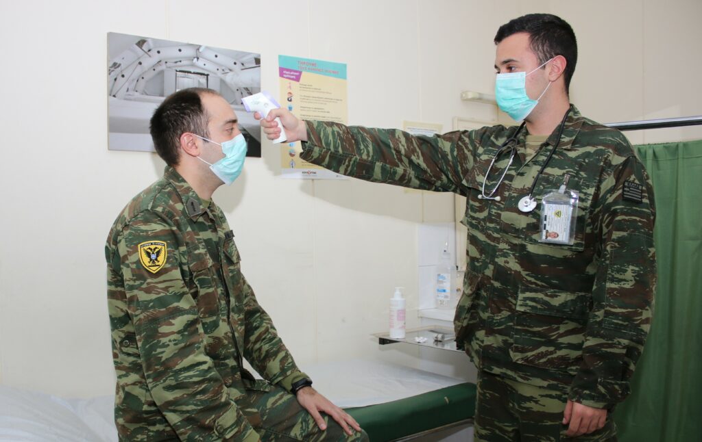 ΓΕΕΘΑ για κορωνοϊό: Οι Ένοπλες Δυνάμεις έχουν καταφέρει να περιορίσουν τον αριθμό των επιβεβαιωμένων κρουσμάτων  - Media