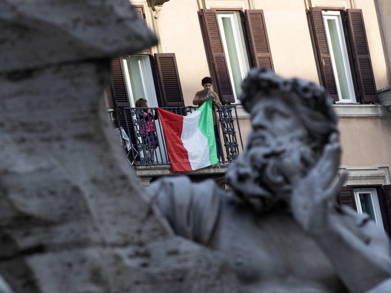Κορωνοϊός-Ιταλία: Σκέψεις για παράταση των έκτακτων μέτρων μέχρι και μετά την Πρωτομαγιά - Media